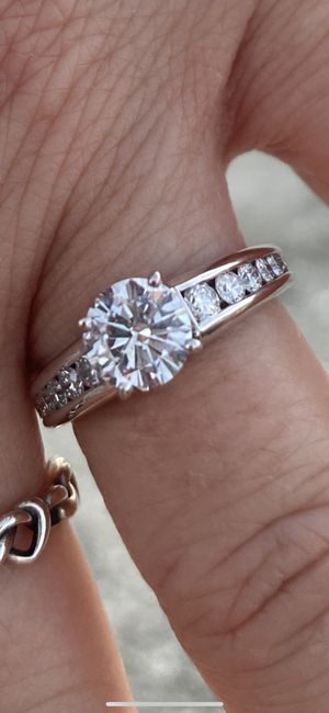 Brides of 2022! Show us your ring! - 1