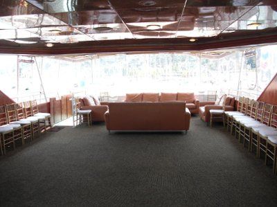Boat ceremony decor