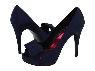 Show me your shoes, please