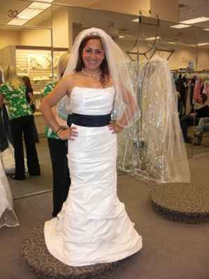 I GOT MY DRESS! (pic heavy)