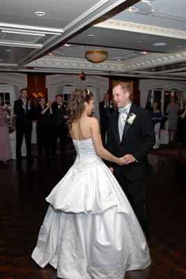 Help: French bustle = EW.
