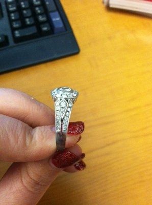 How did he propose & Show off dem raaangs!