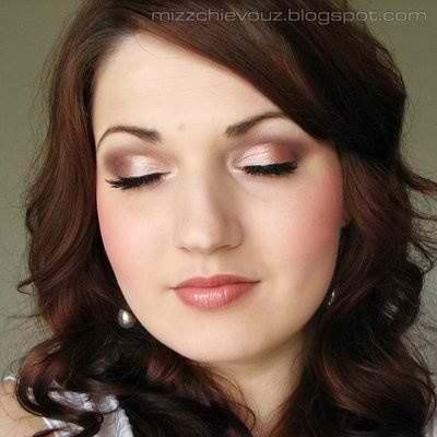 Show me your wedding hair and Make up or inspiration and the dress that adds it together