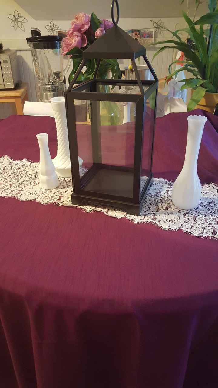 cocktail table centerpieces - which lantern