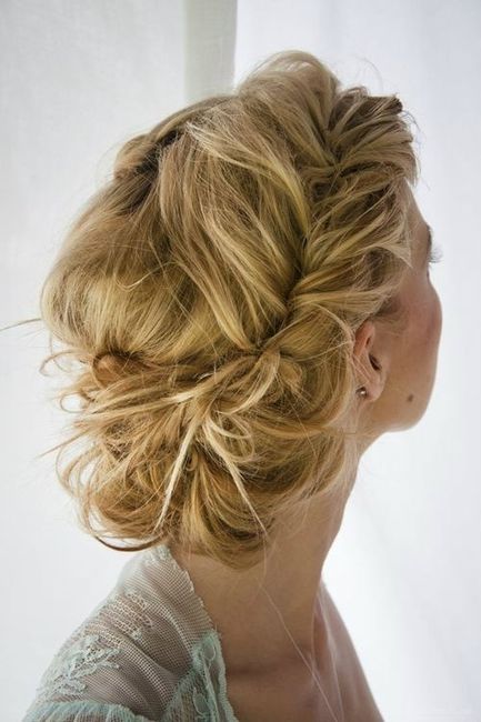 Show me your wedding hair