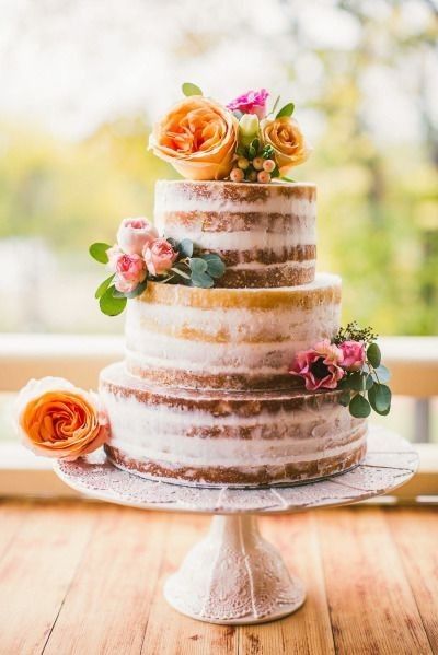 Naked cakes