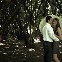 NEW! Engagement Pics :)