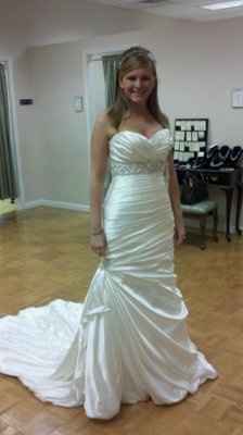 My dress is in and here it is!!