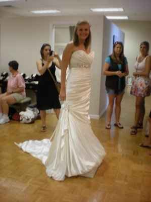 What does your dress look like? Post pics or give style number. I want to know what the trend is!