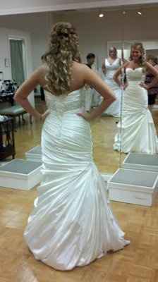 Final dress fitting and hair trail :) **pics included**