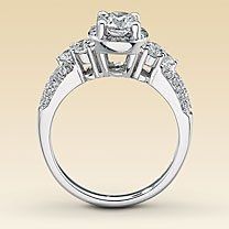 WR-New Brides to be (or 'old' if you like) Let us see your RINGS!