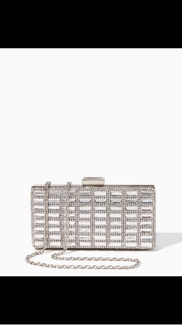 clutch / purse / wristlet - show us what you plan to carry