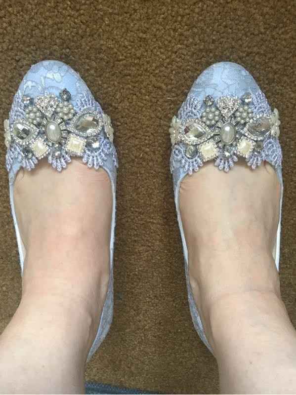 I got my custom shoes in the mail today!!!