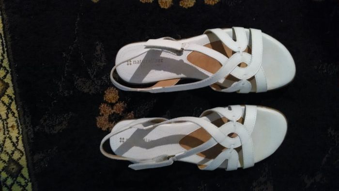 Show me your shoes.. Please!