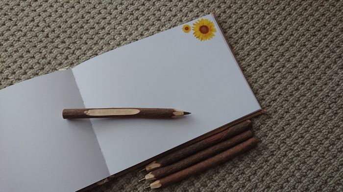 Guest book in 😍 - 2