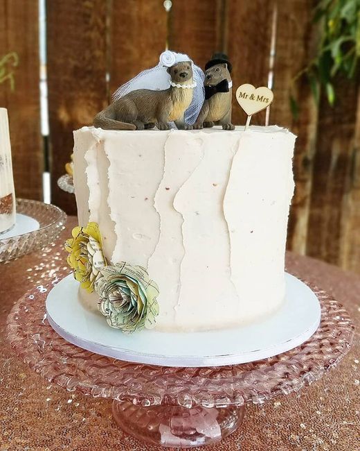 Show me your cake toppers! - 1