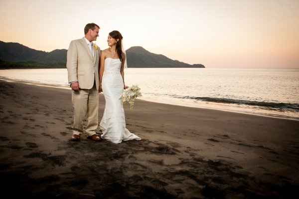 Beach Brides - lets see your dress !!!!!