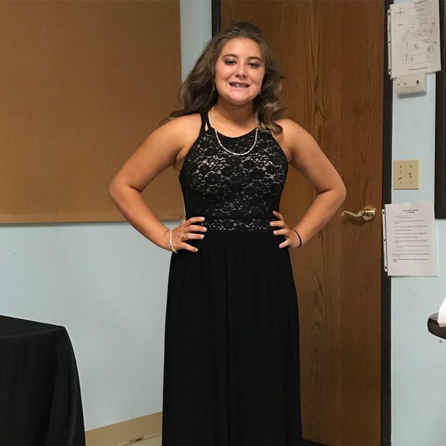 What does your bridesmaids dresses look like? 9