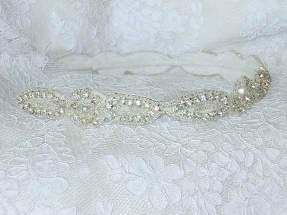 Headband versus the ribbon headpiece question