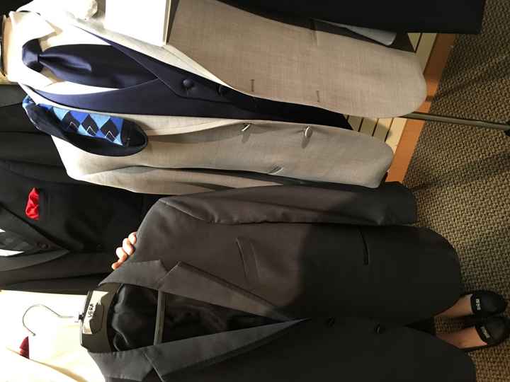 What are FH and his men wearing?