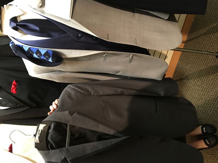 What are FH and his men wearing?