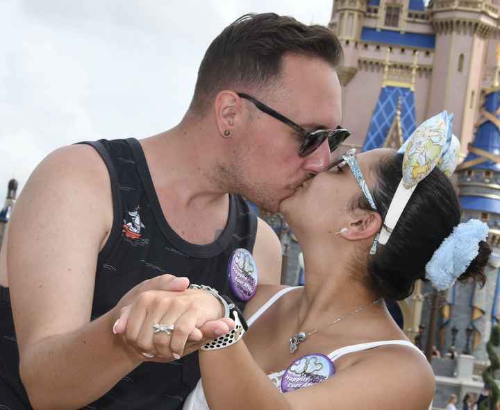 Brides of 2022! Show us your ring! - 1