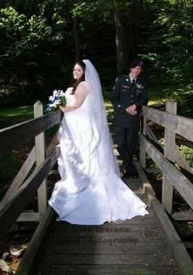 Its been forever - but I am back w/ WEDDING PICS!!!