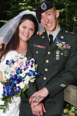 Its been forever - but I am back w/ WEDDING PICS!!!