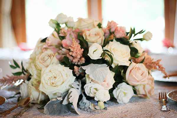 If you plan on having a virtual wedding ! Here are some things i did to make mines a hit! - 3