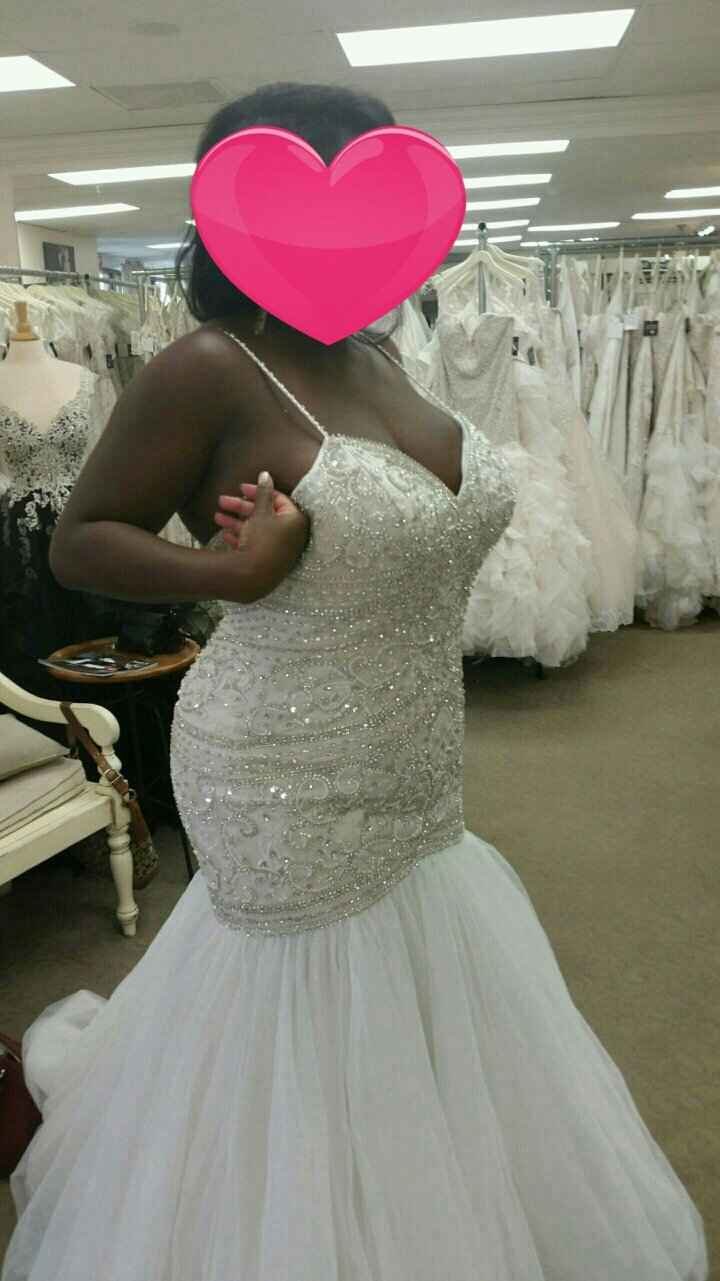  Need dress help *pics included* - 2