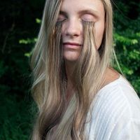 Bride requesting specific hairstyle thats absolutely hideous and not paying for it