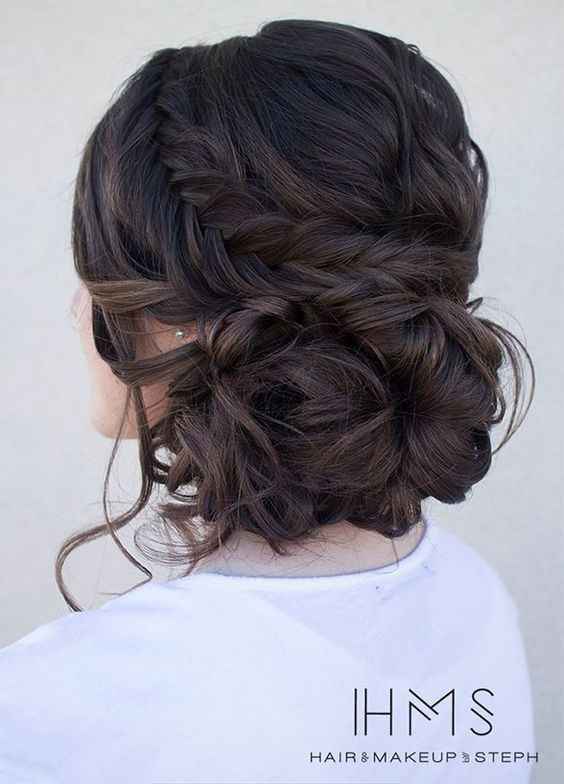 Long Haired Ladies-- Who's doing an updo?