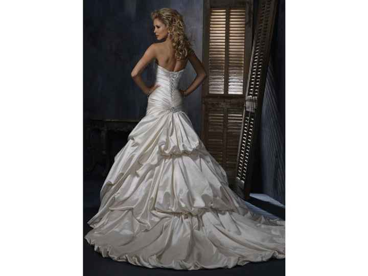 Help me find Jewllery