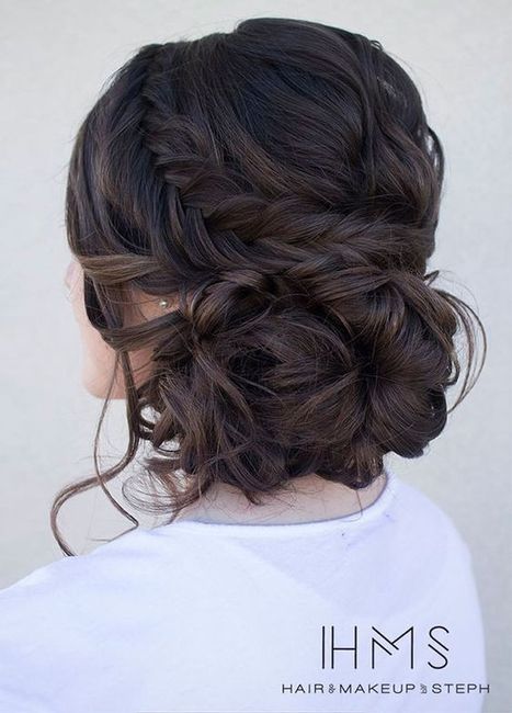 Show me 1 hair and 1 makeup inspiration you have for your wedding day!
