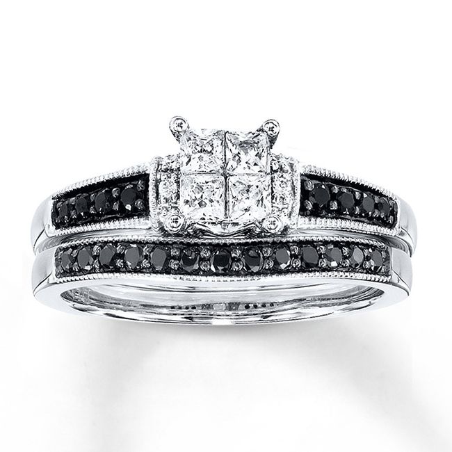 Do Black Rings really Look Like Wedding Bands? 4