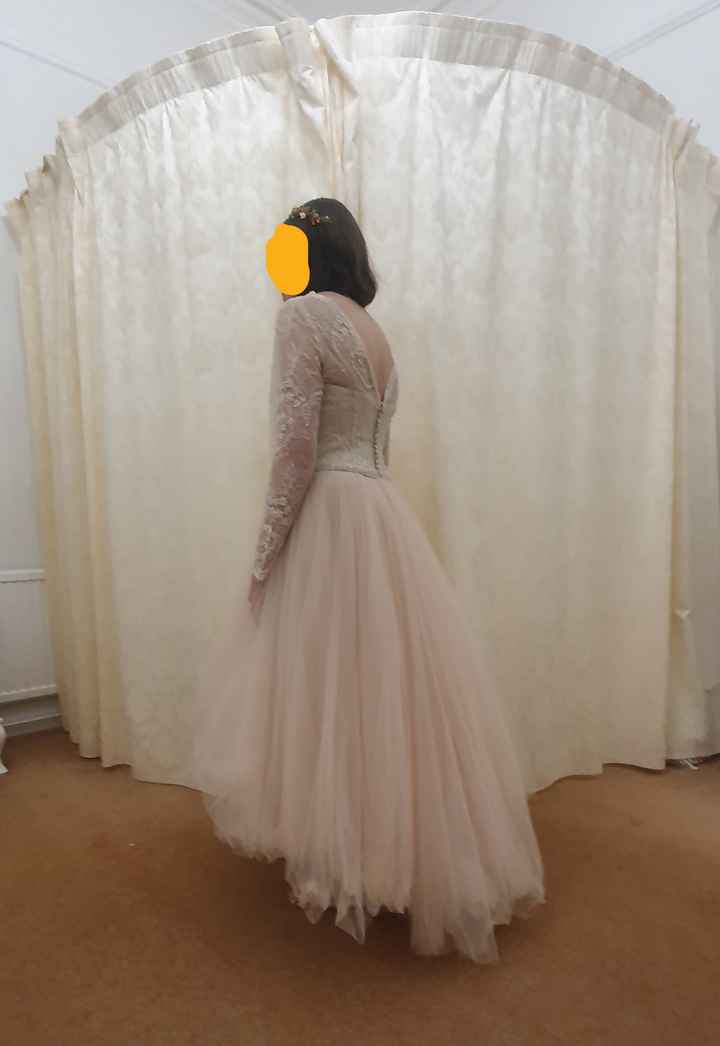 Everyone seems to dislike my dress and it's making me doubt myself - 2