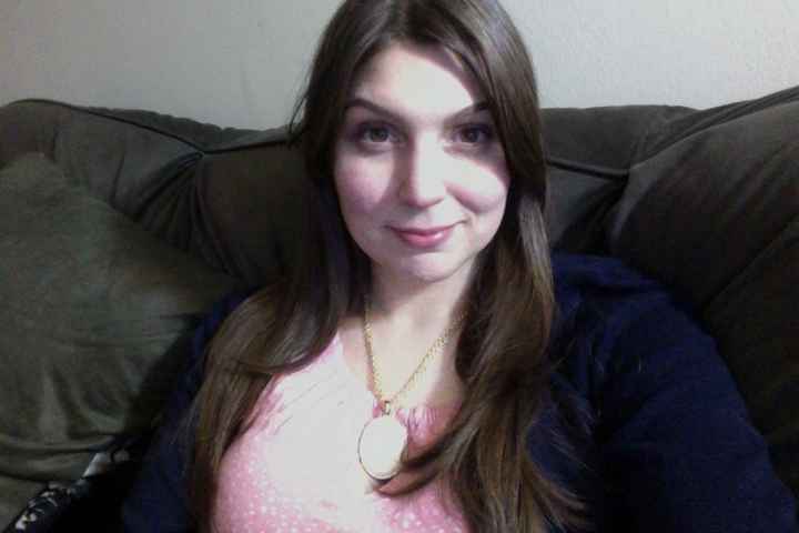 My eyes hurt from trying to see those small avatars!!! Share if you want!