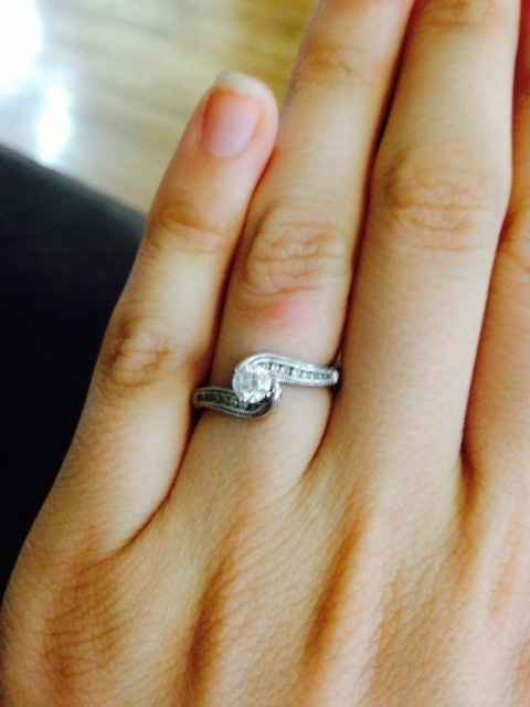 How many of you picked out your engagement ring??