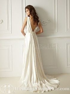 Can I wear a "real" bra with my dress?