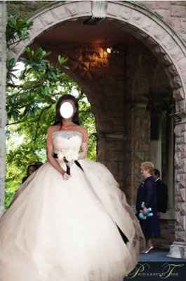 HELP!!! Which dress looks better?