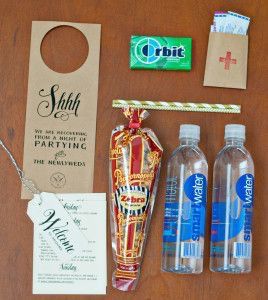 What to put in hotel gift bags for wedding guests? 8