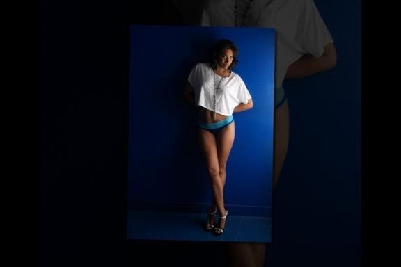 I did my budoir photo shoot * Pic included *