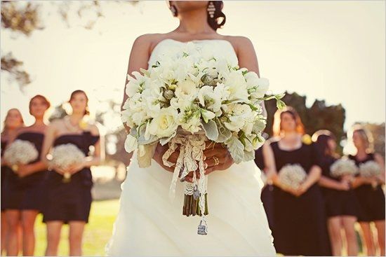 Key Boutonniere, Opinions