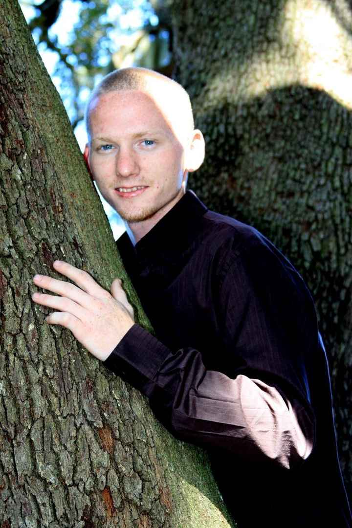 NWR: Fun Twist FH/DH celeb look alikes