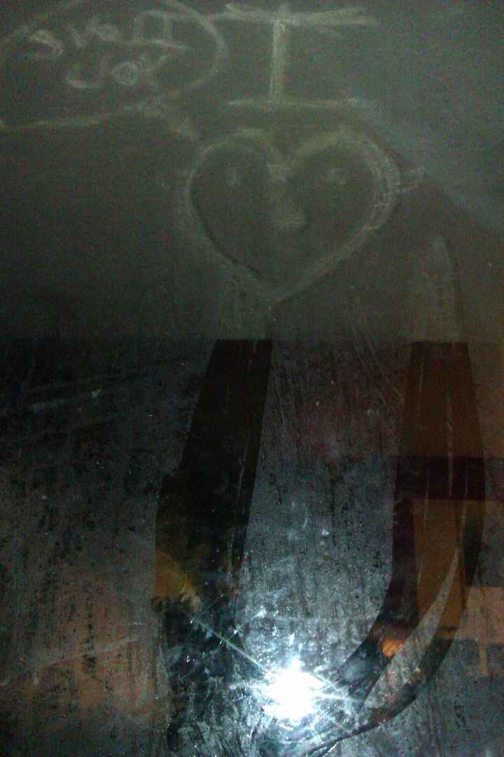 Ladies, What has FH/DH done lately to put a smile on your face lately. Look what mine did PIC***