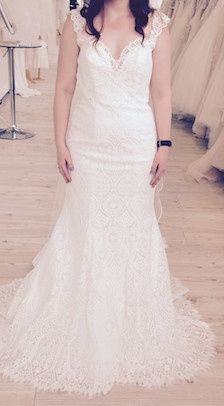 help! does anyone know the style number of this dress?