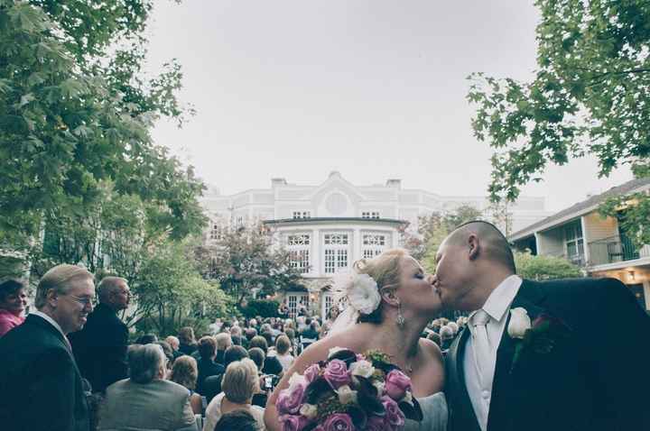 Back and Married!! *pics*