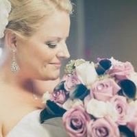 Let's see those Bridal Bouquets!!