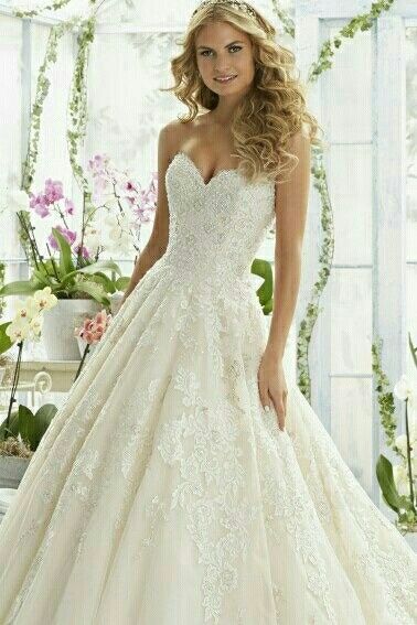 I said yes!!! (To the dress)