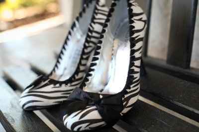 i wanna see your shoes!!